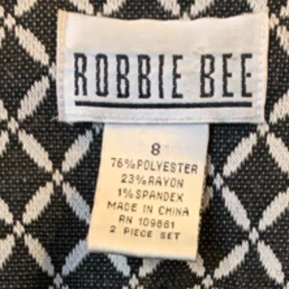 Robbie Bee Cape Style Jacket - Picture 2 of 3